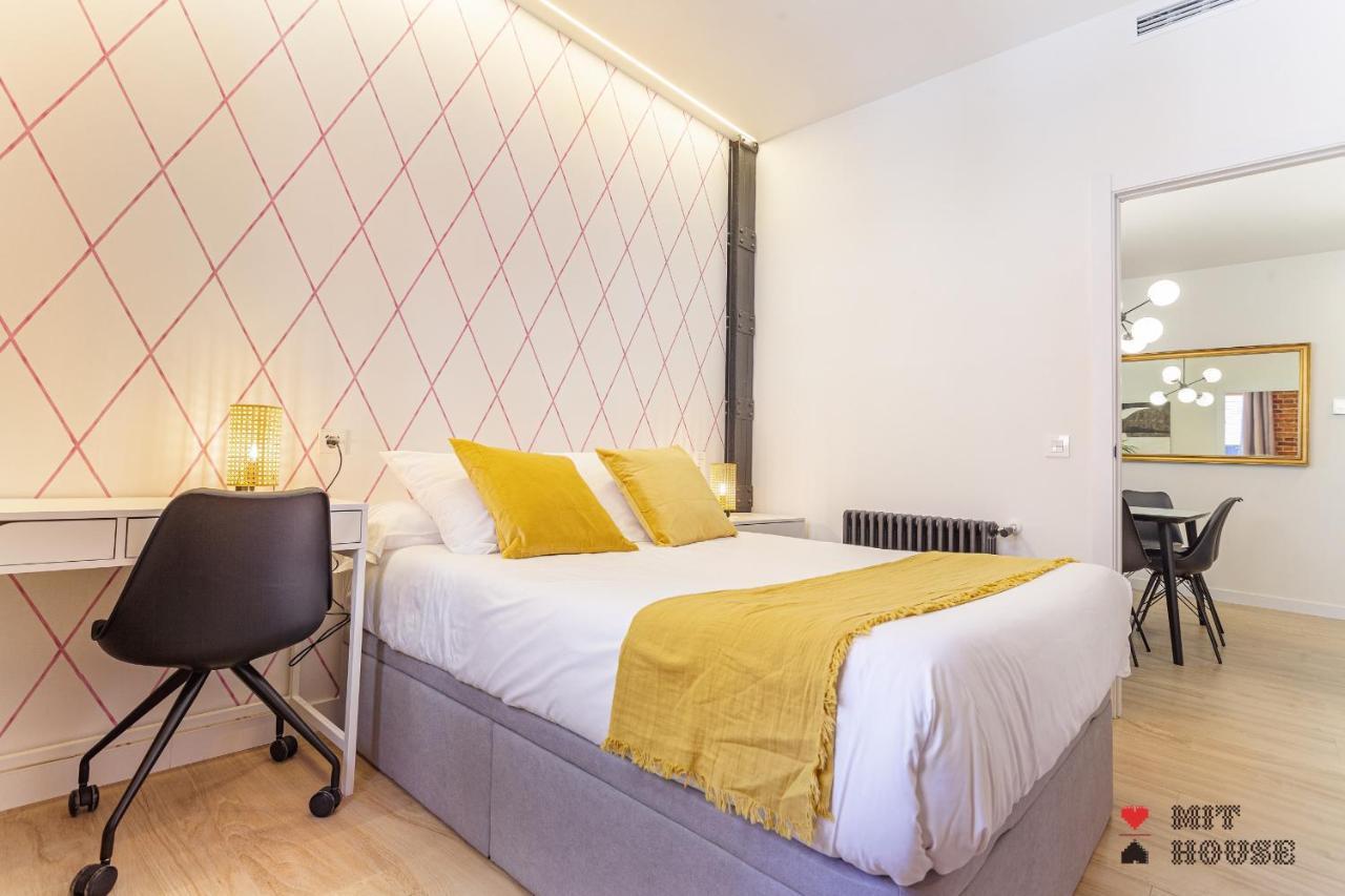 4 Ways En Madrid Lejlighed Eksteriør billede