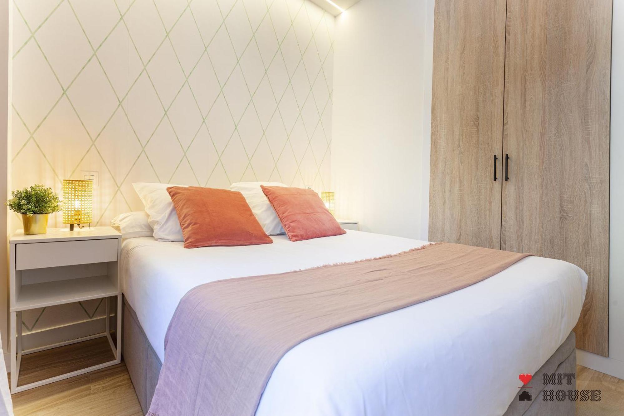 4 Ways En Madrid Lejlighed Eksteriør billede