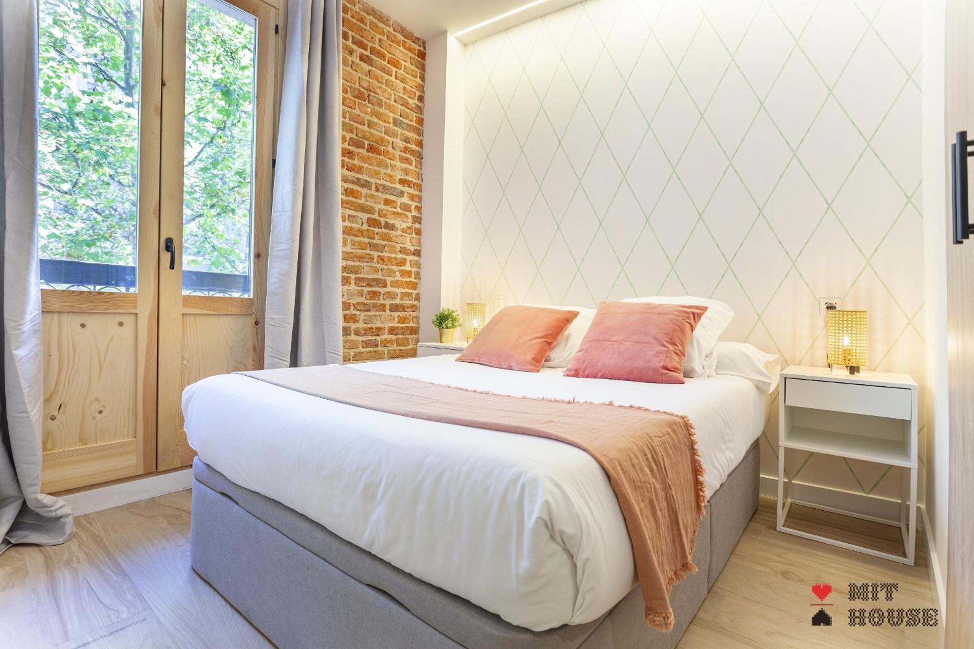 4 Ways En Madrid Lejlighed Eksteriør billede