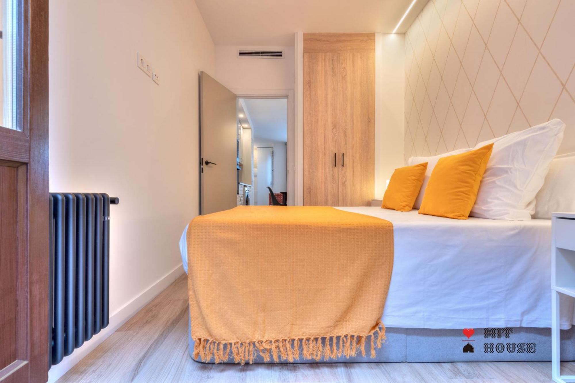 4 Ways En Madrid Lejlighed Eksteriør billede