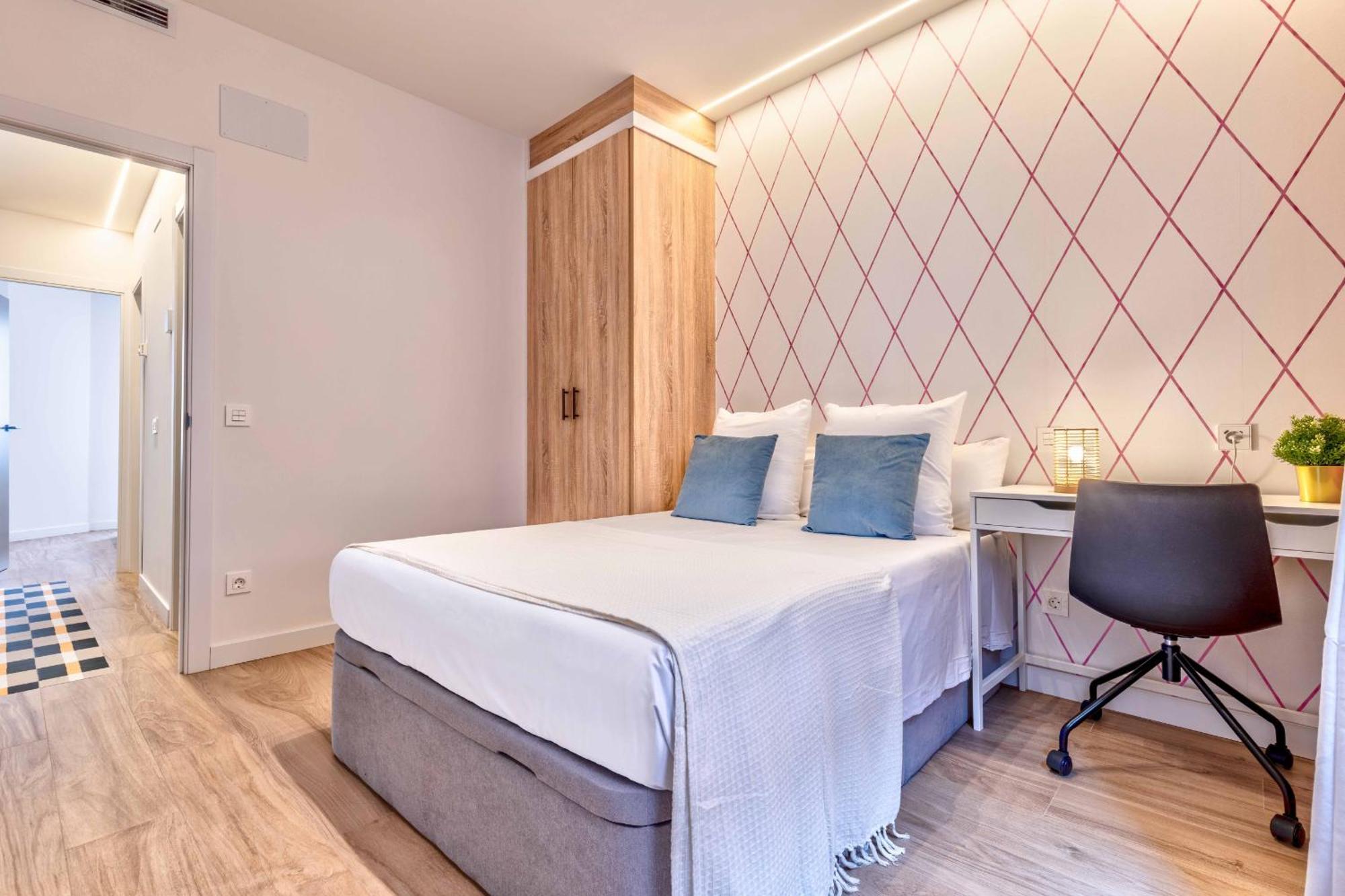 4 Ways En Madrid Lejlighed Eksteriør billede